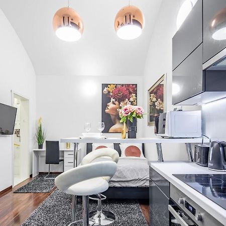 Melody Meadow Apartment Budapesta Exterior foto